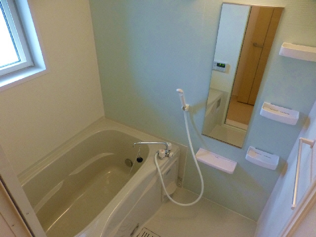  総武本線/四街道駅 バス13分総合公園前バス停下車:停歩13分 2階 築11年