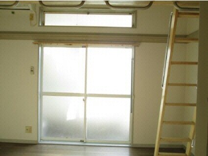 約6帖の洋室 総武本線/四街道駅 バス4分山王公民館下車:停歩2分 2階 築37年