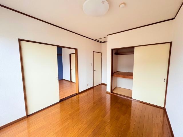  総武本線/四街道駅 バス7分六方新田下車:停歩8分 2階 築31年