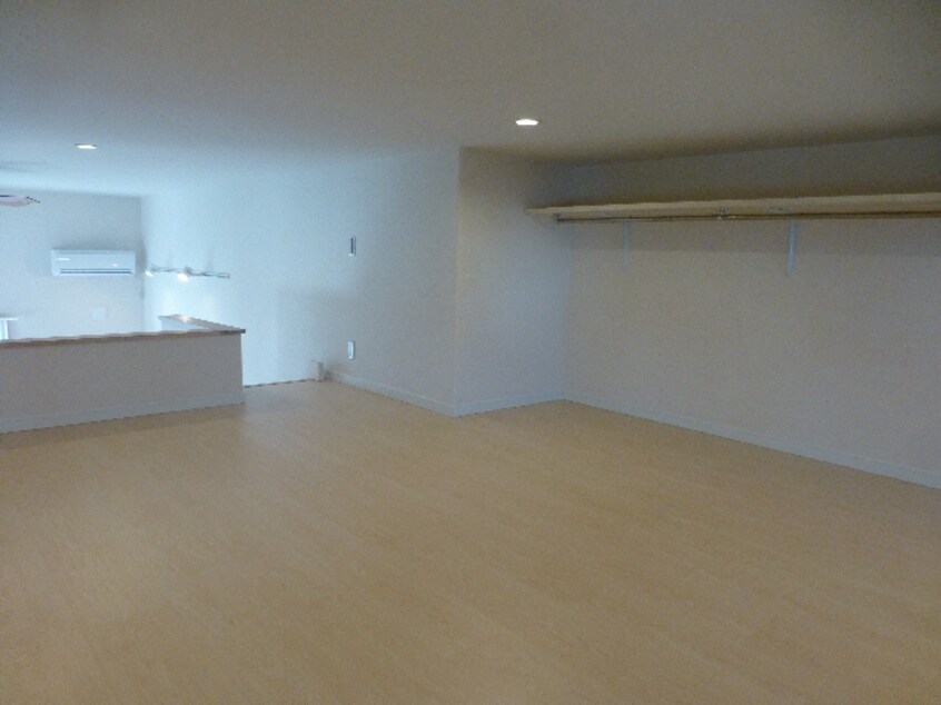 広々としたロフト 総武本線/四街道駅 徒歩20分 2階 築10年