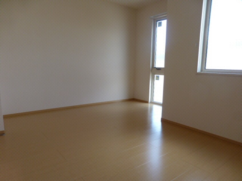 日当たり良好 総武本線/四街道駅 徒歩14分 1-2階 築10年