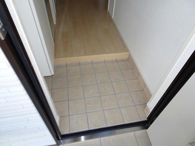  総武本線/四街道駅 徒歩27分 1階 築7年