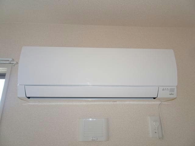 エアコン 総武本線/四街道駅 徒歩28分 1階 築6年