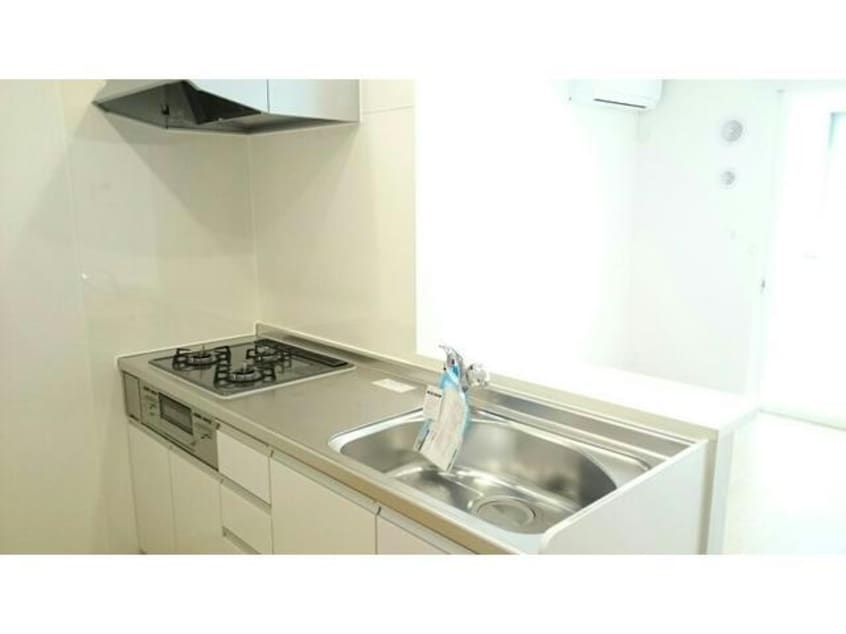  総武本線/四街道駅 徒歩18分 1階 築5年