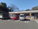 セブンイレブン佐倉生谷店(コンビニ)まで825m 京成本線/京成臼井駅 徒歩22分 2階 築16年