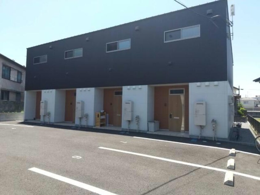  成田線/佐倉駅 徒歩5分 1-2階 築5年