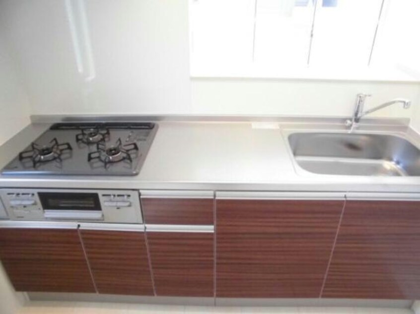  京成本線/京成臼井駅 徒歩9分 2階 築8年