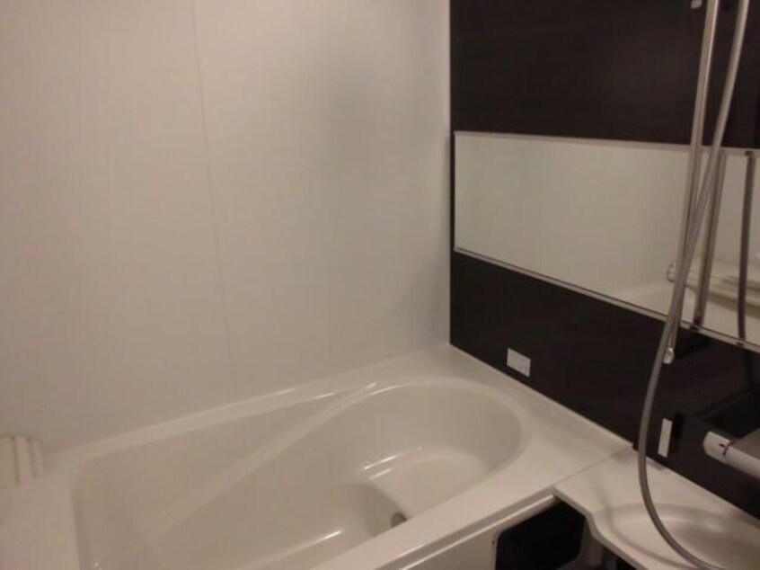  千葉都市モノレール２号線/スポーツセンター駅 徒歩30分 2階 築9年