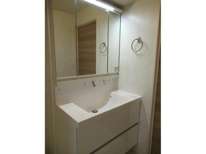  総武本線/佐倉駅 徒歩23分 2階 築3年