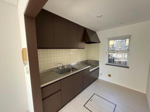  総武本線/四街道駅 車移動　10分3.4km 1-2階 築36年