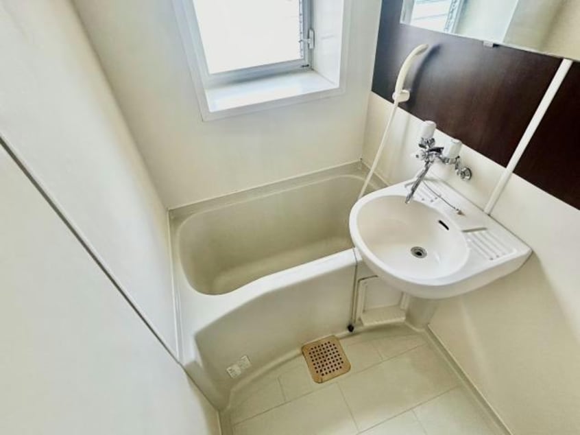  総武本線/四街道駅 徒歩23分 1階 築34年