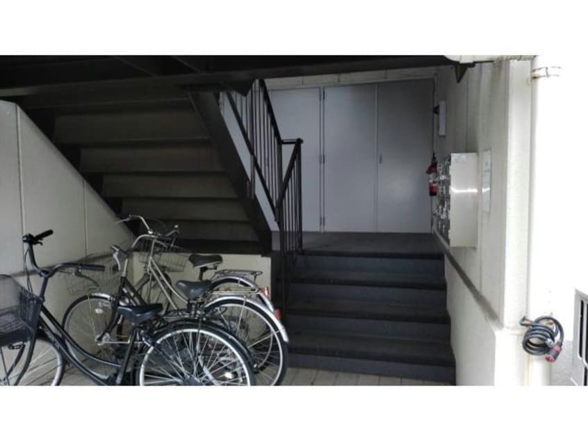  総武本線/四街道駅 徒歩18分 2階 築35年