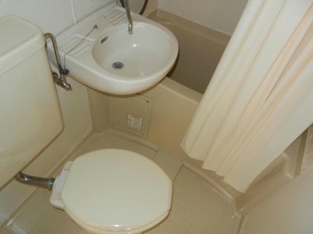  京成本線/京成臼井駅 徒歩9分 1階 築38年