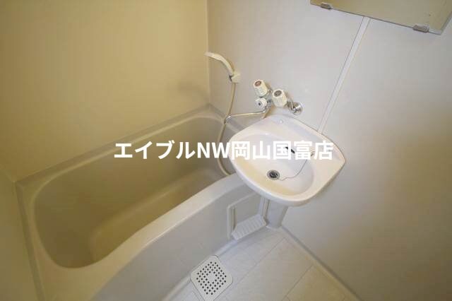  エステートタカツキ