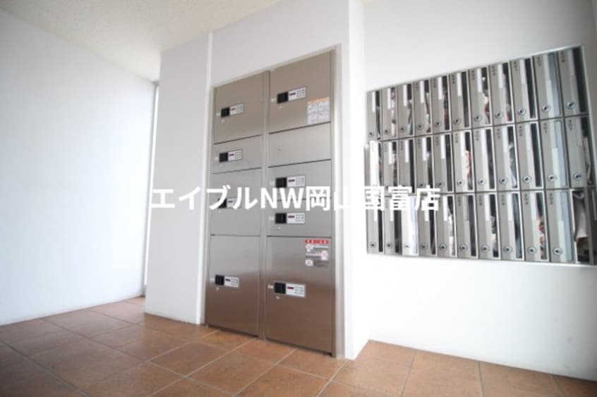  ヴィラ　プリマ