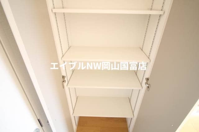  ヴィラ　プリマ