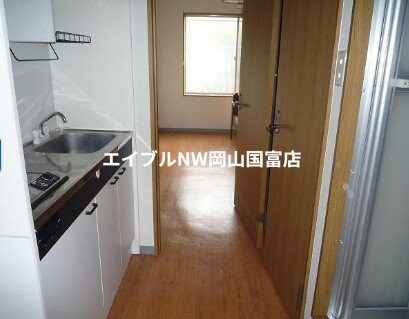  岡山市電東山本線<岡山電気軌道>/門田屋敷駅 徒歩20分 2階 築28年