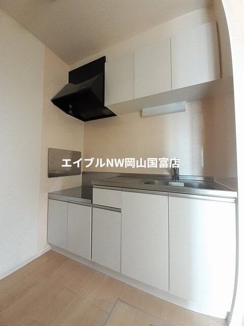  岡山市電東山本線<岡山電気軌道>/東山・おかでんミュージアム駅 徒歩30分 1階 築9年