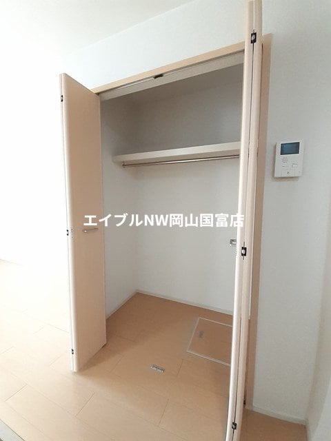  岡山市電東山本線<岡山電気軌道>/東山・おかでんミュージアム駅 徒歩25分 1階 築13年