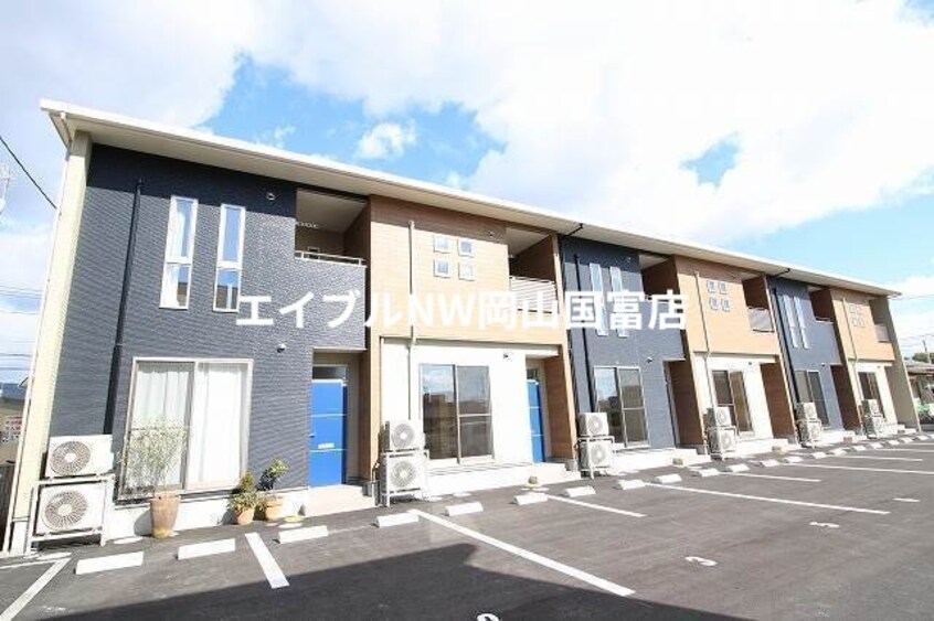  メゾネット八幡　B棟