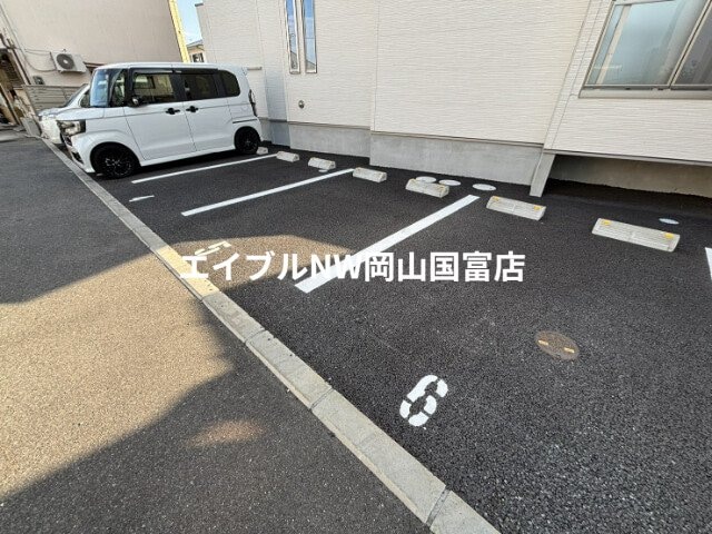  岡山市電東山本線<岡山電気軌道>/東山・おかでんミュージアム駅 徒歩35分 1階 築2年