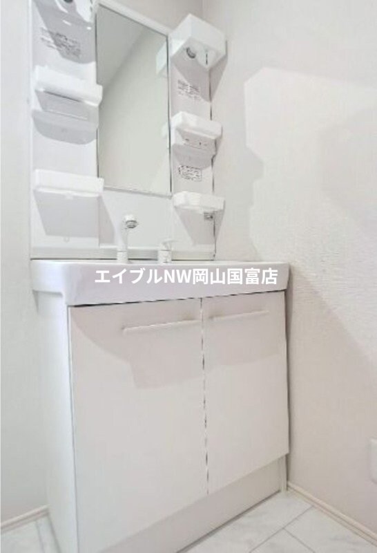  宇野線<宇野みなと線>/備前西市駅 徒歩10分 1階 築9年