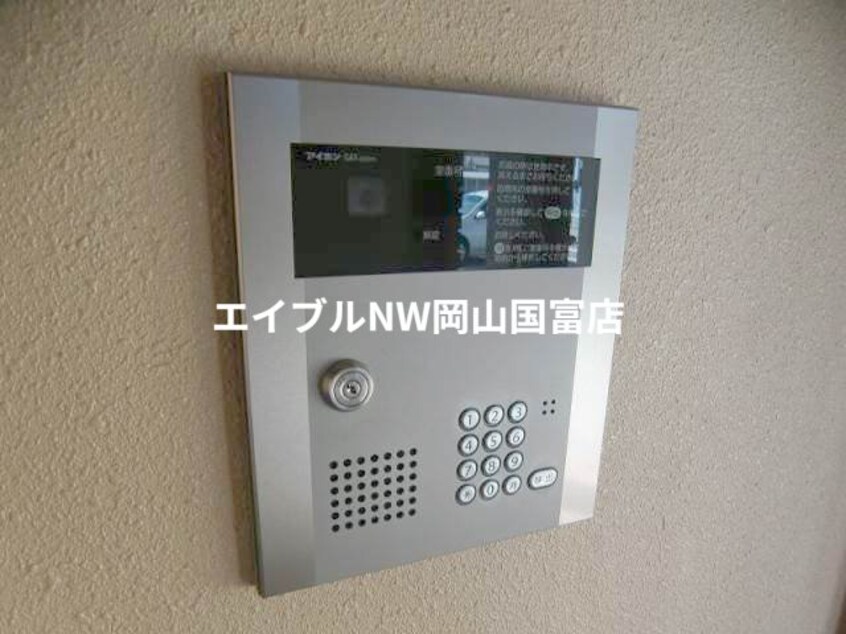  ローレルコート西川原