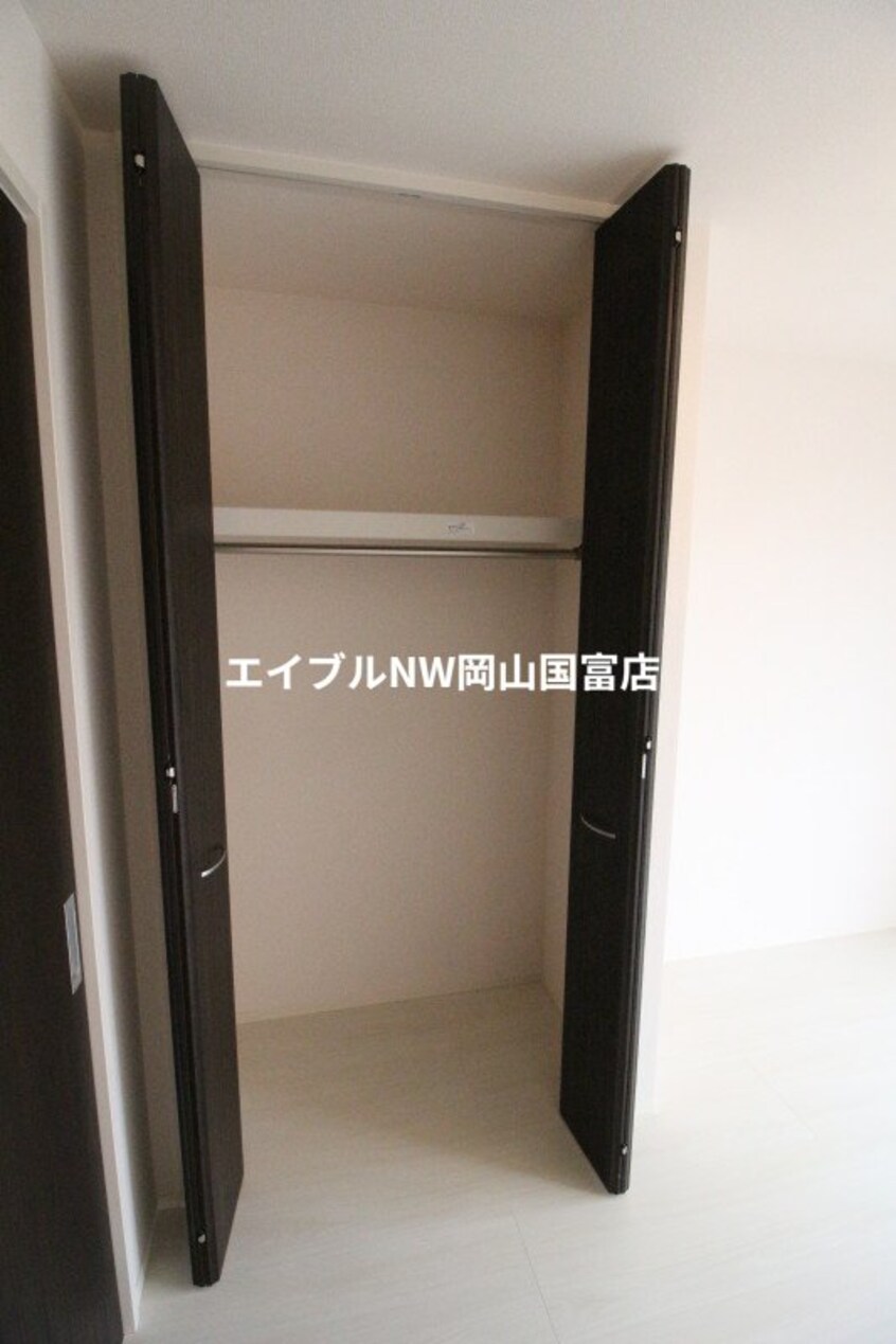 押入れ あかりⅡ