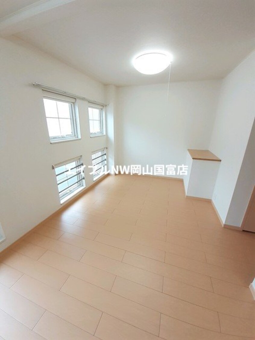  山陽本線（中国）/瀬戸駅 バス12分東平島上下車:停歩3分 2階 築15年