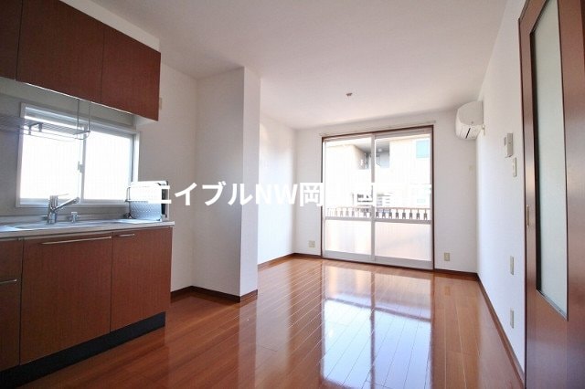  岡山市電東山本線<岡山電気軌道>/東山・おかでんミュージアム駅 徒歩53分 2階 築22年