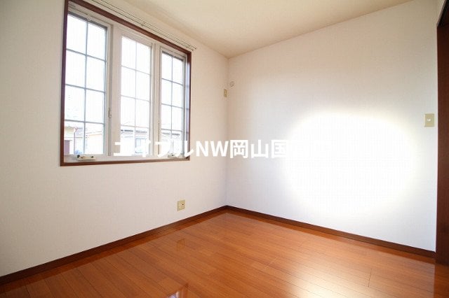  岡山市電東山本線<岡山電気軌道>/東山・おかでんミュージアム駅 徒歩53分 2階 築22年