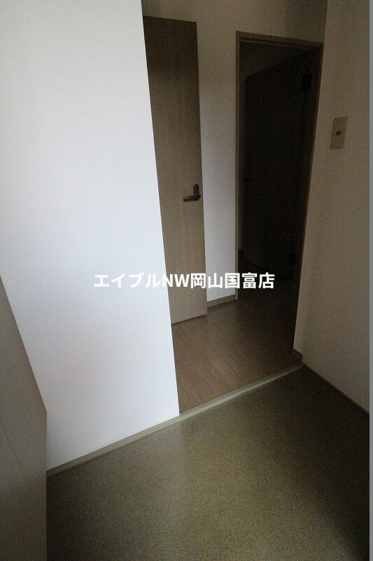  岡山市電東山本線<岡山電気軌道>/東山・おかでんミュージアム駅 徒歩35分 1階 築27年