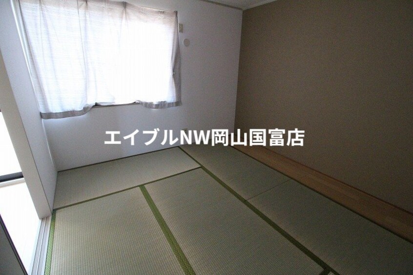  岡山市電東山本線<岡山電気軌道>/東山・おかでんミュージアム駅 徒歩35分 1階 築27年