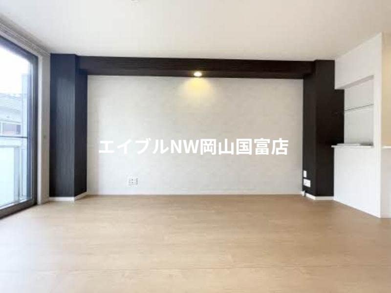  ラピス・スクエア