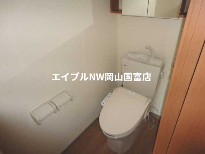 トイレ 山陽本線（中国）/和気駅 徒歩13分 1階 築16年