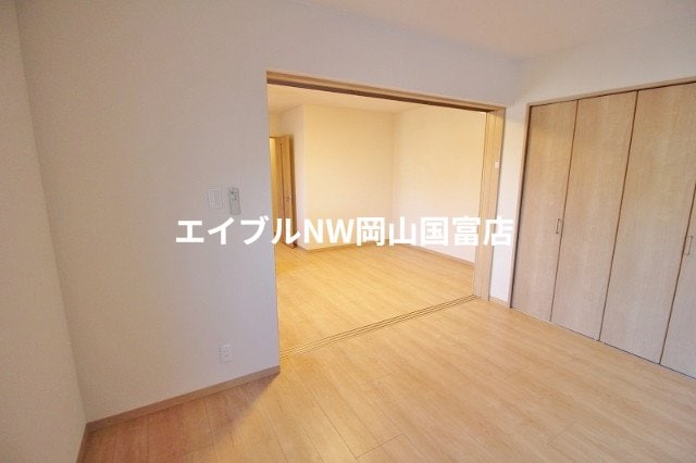  岡山市電東山本線<岡山電気軌道>/東山・おかでんミュージアム駅 徒歩39分 1階 築5年