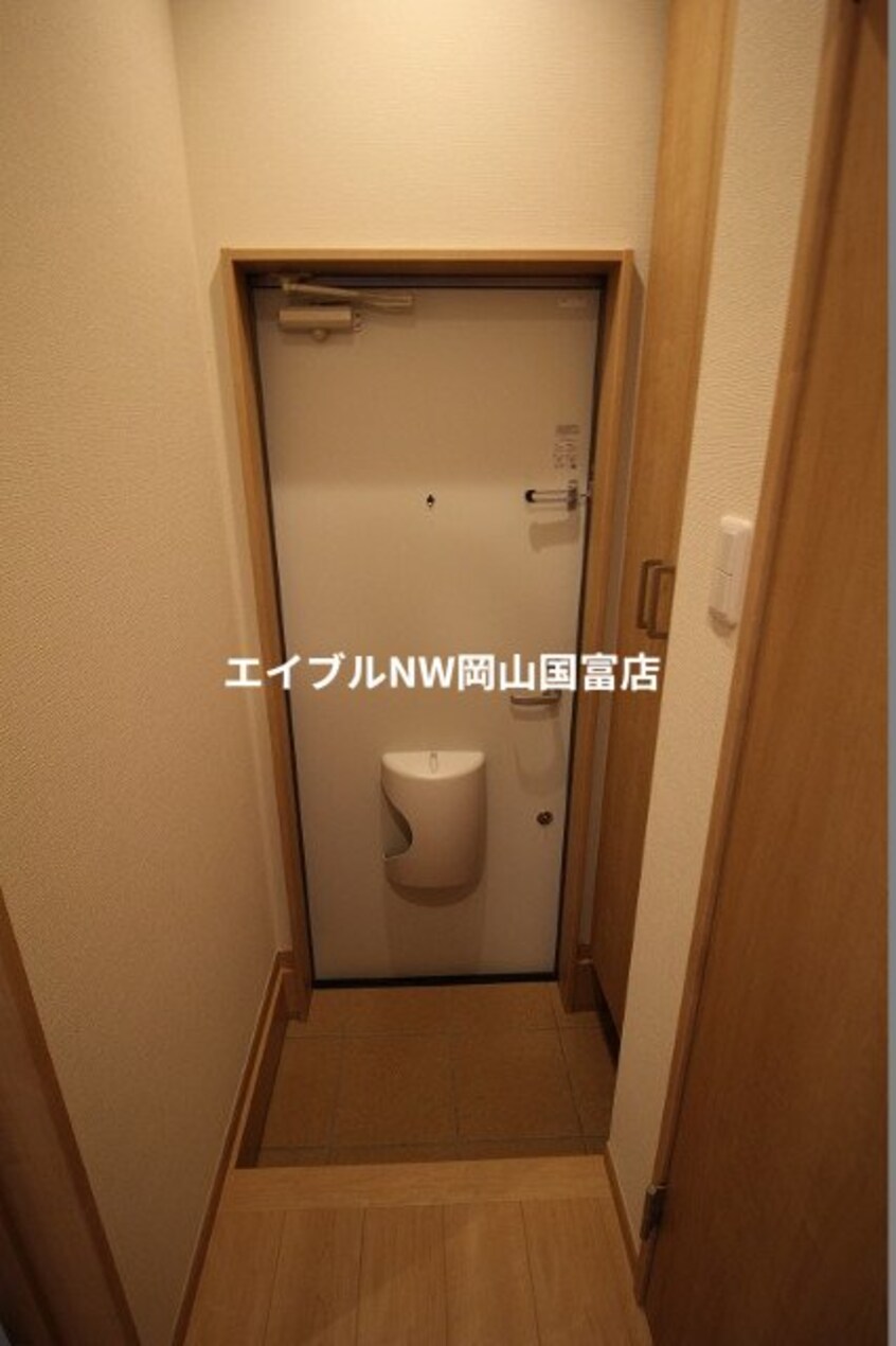  岡山市電東山本線<岡山電気軌道>/東山・おかでんミュージアム駅 徒歩39分 1階 築5年