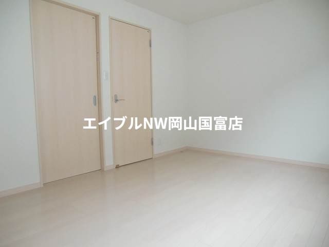  ラ・イース原尾島