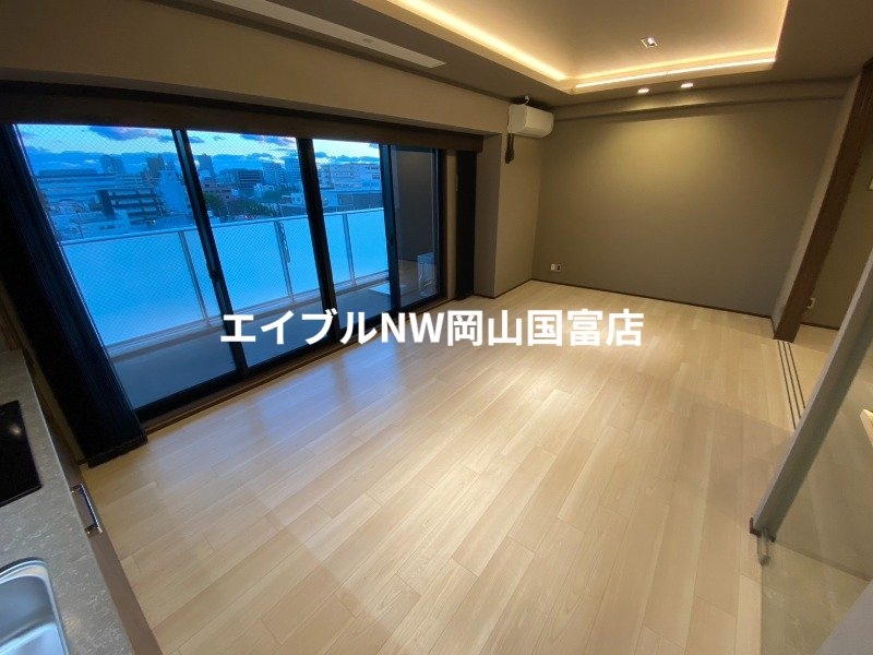  岡山市電東山本線<岡山電気軌道>/柳川駅 徒歩14分 7階 築3年