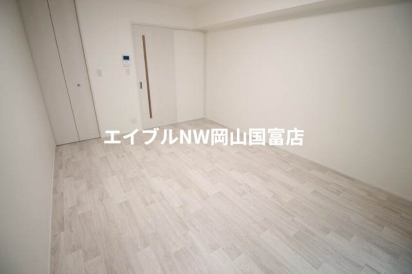  ルミエール西川原