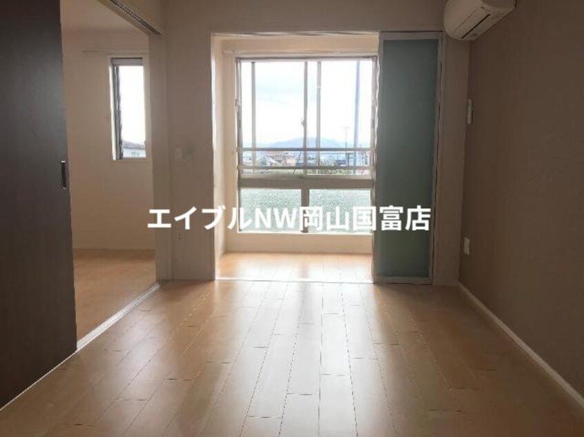  赤穂線（岡山県内）/邑久駅 徒歩15分 2階 築5年