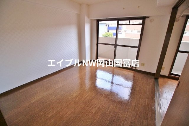  ツインパレスＫ