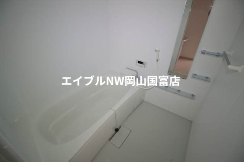  Y.A.F.国富Ⅲ　Ｂ棟