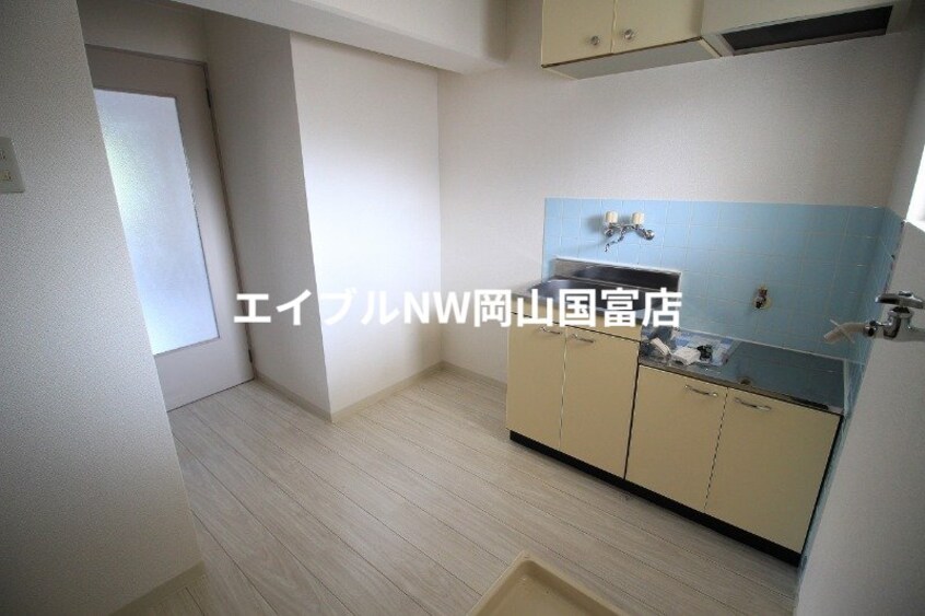  パークウェイ高島