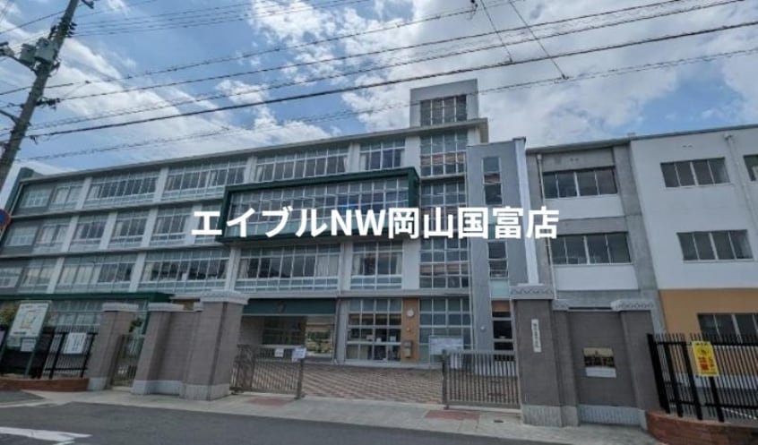 岡山市立鹿田小学校(小学校)まで704m 宇野線<宇野みなと線>/大元駅 徒歩5分 7階 築13年