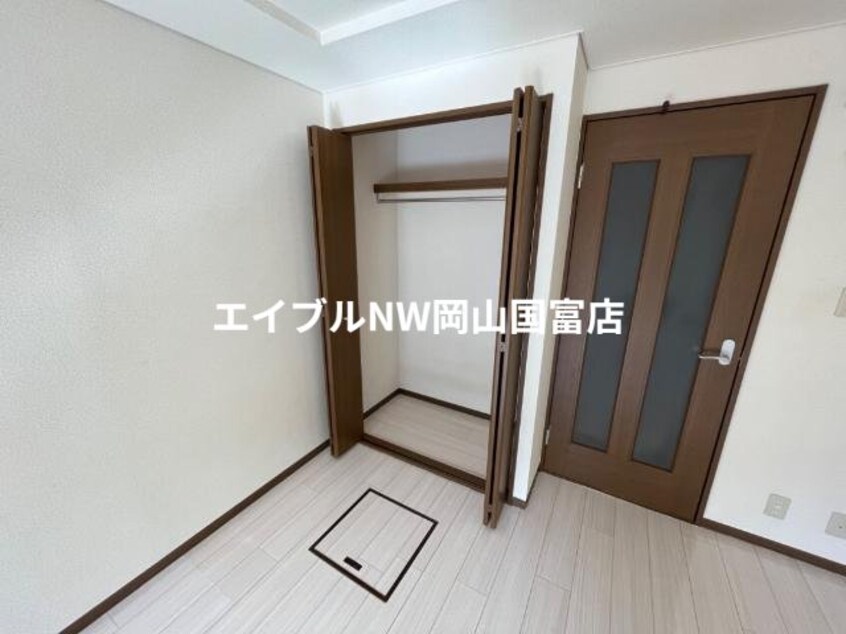 収納 山陽本線（中国）/西川原駅 徒歩7分 1階 築26年