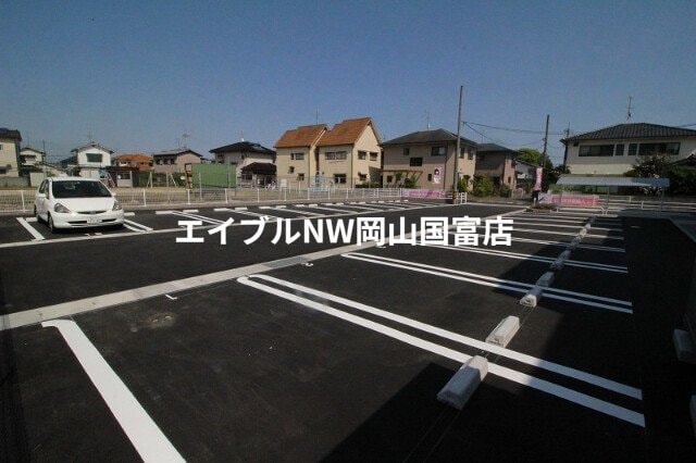  岡山市電東山本線<岡山電気軌道>/東山・おかでんミュージアム駅 徒歩32分 1階 築6年