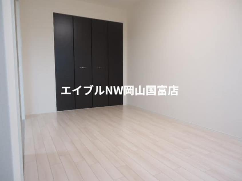洋室 岡山市電東山本線<岡山電気軌道>/東山・おかでんミュージアム駅 徒歩32分 1階 築6年