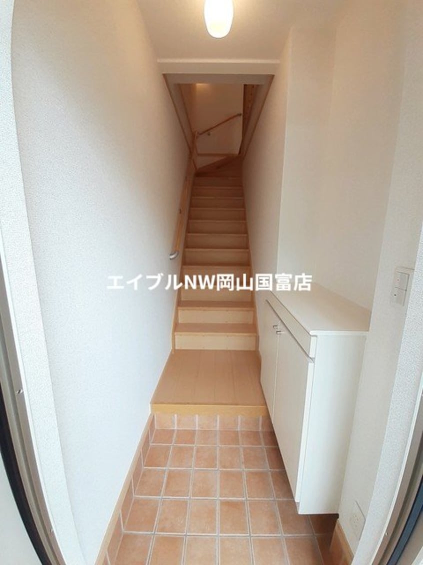  岡山市電東山本線<岡山電気軌道>/東山・おかでんミュージアム駅 徒歩23分 2階 築15年