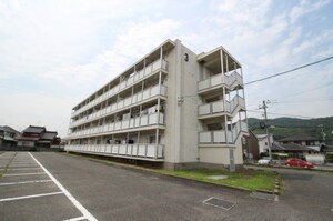 ビレッジハウス松崎３号棟